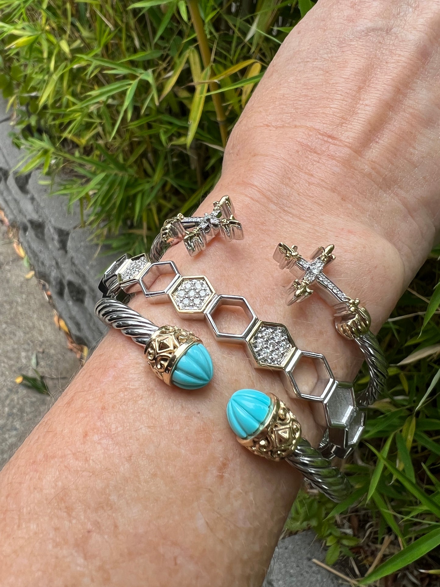 PIYARO Honeycomb Hinge Bracelet