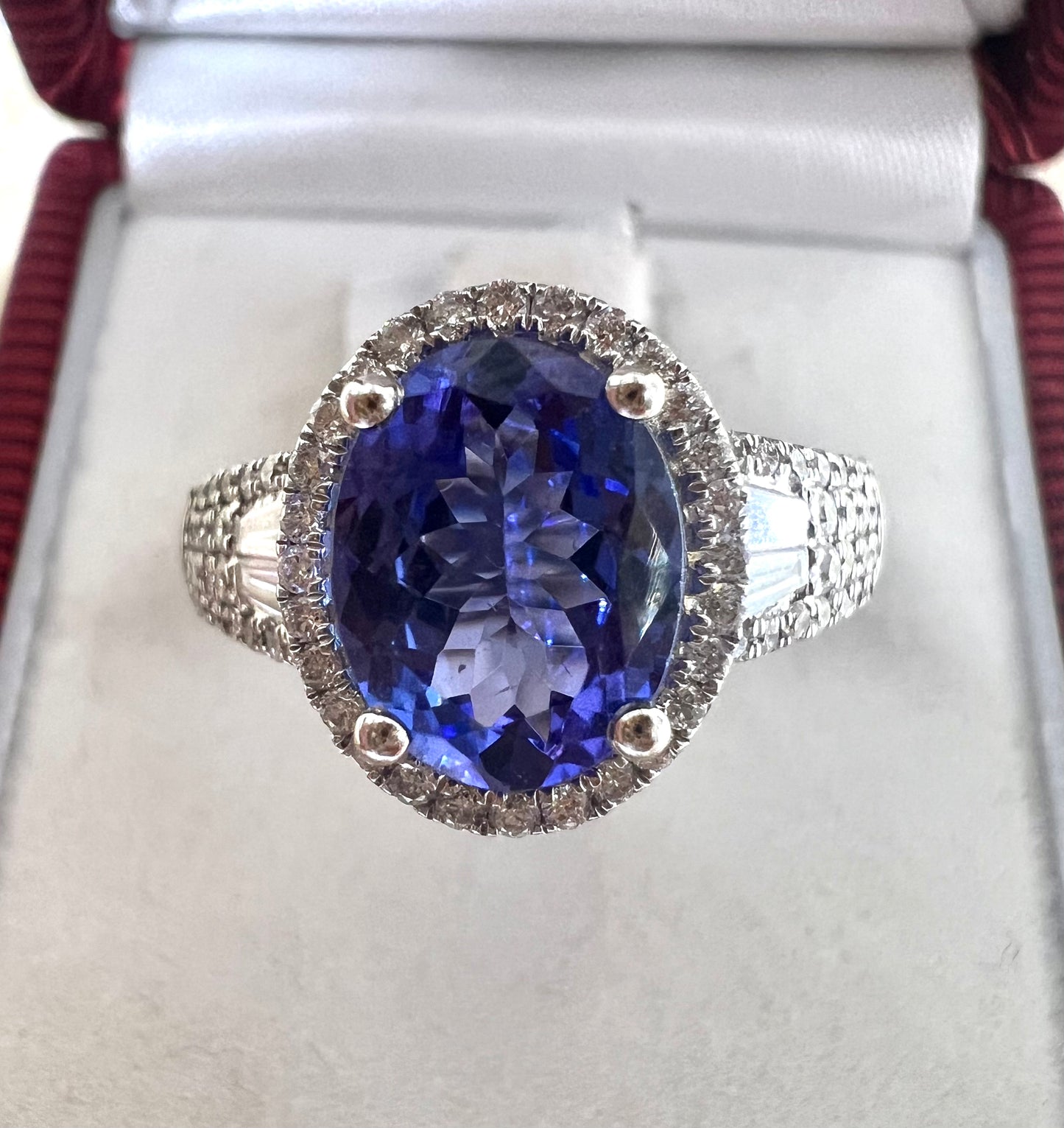 1.90 carat Tanzanite & Diamond Ring