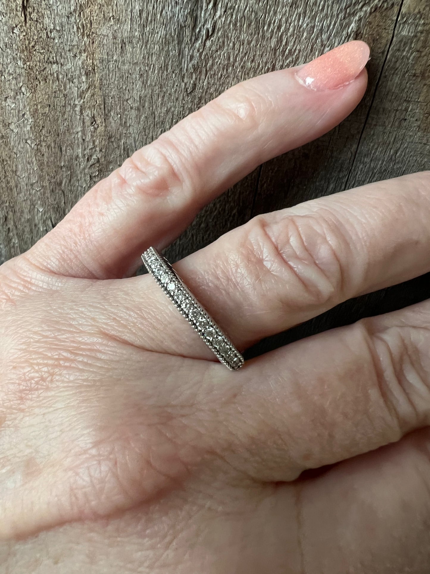 Brevani 1/4 Carat White Gold Flexible Ring