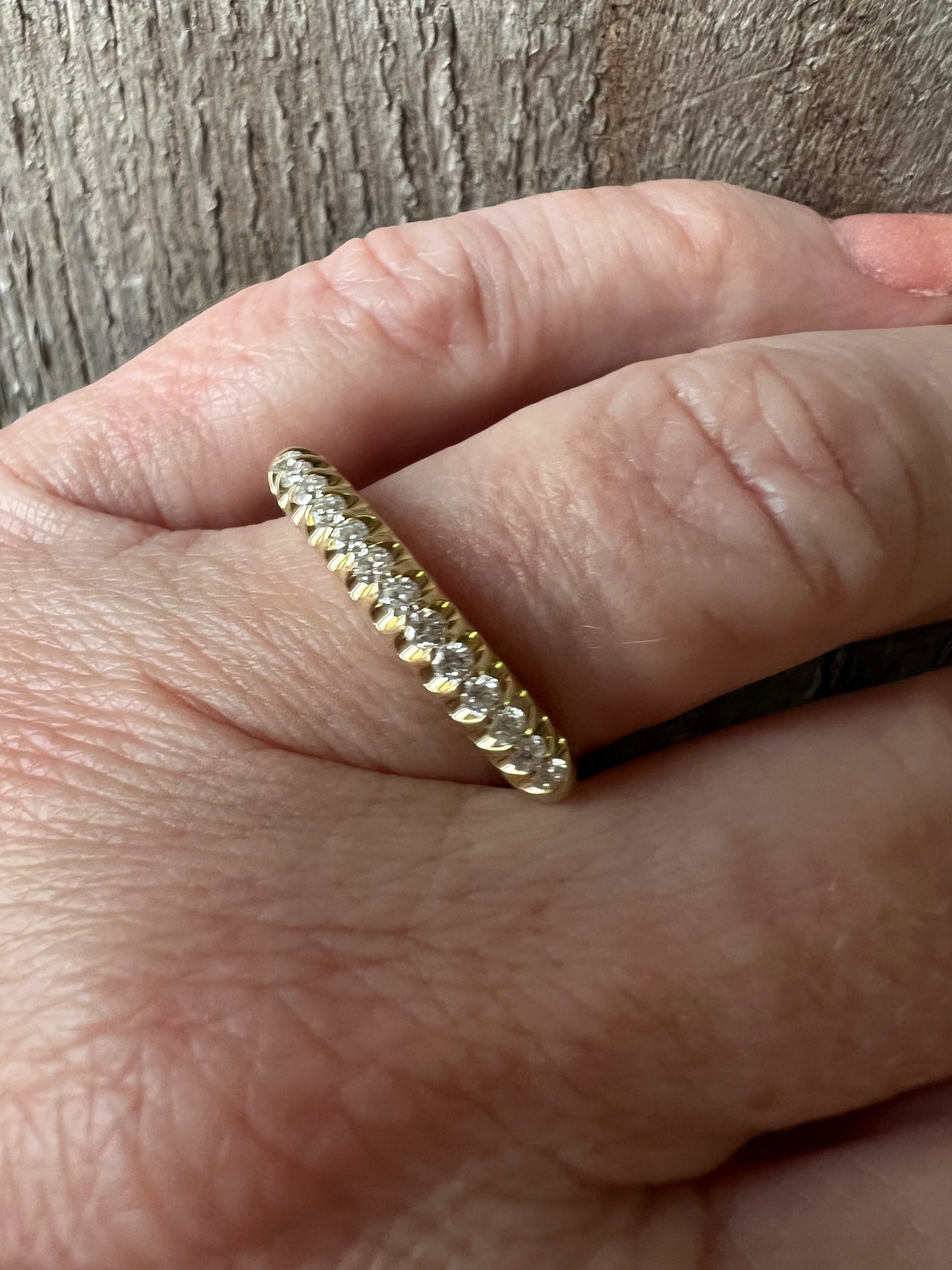 Brevani 1/4 Carat Yellow Gold Flexible Ring