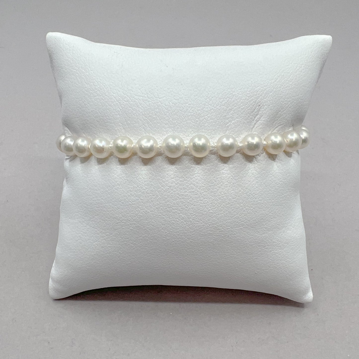 Infant Pearl Bracelet