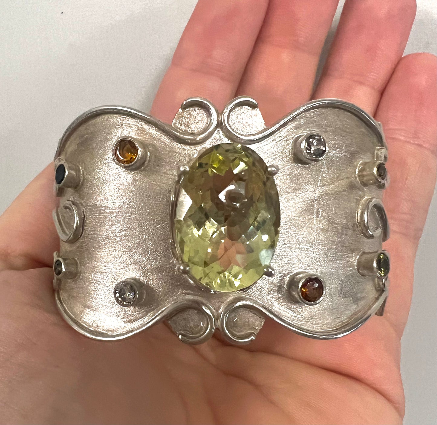 Lime Quartz Cuff