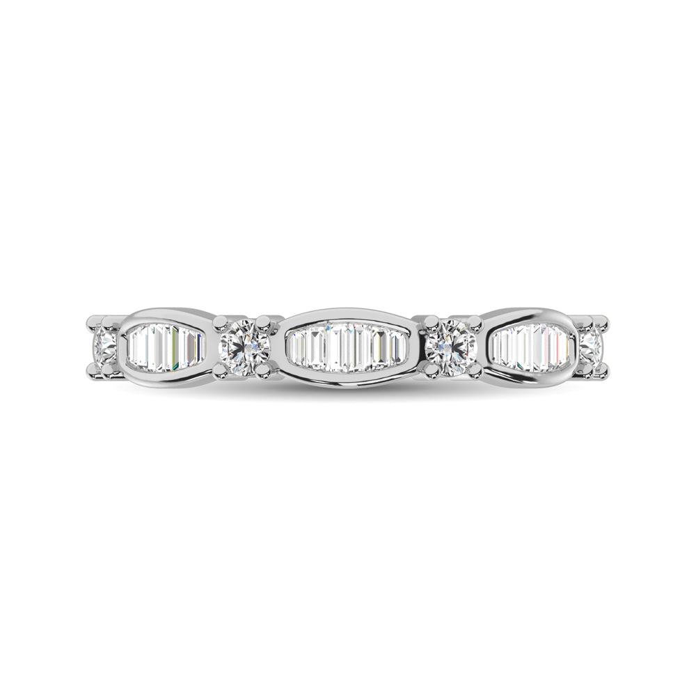 14K White Gold 1/4 Ctw Round and Tapper Diamond Band Ring