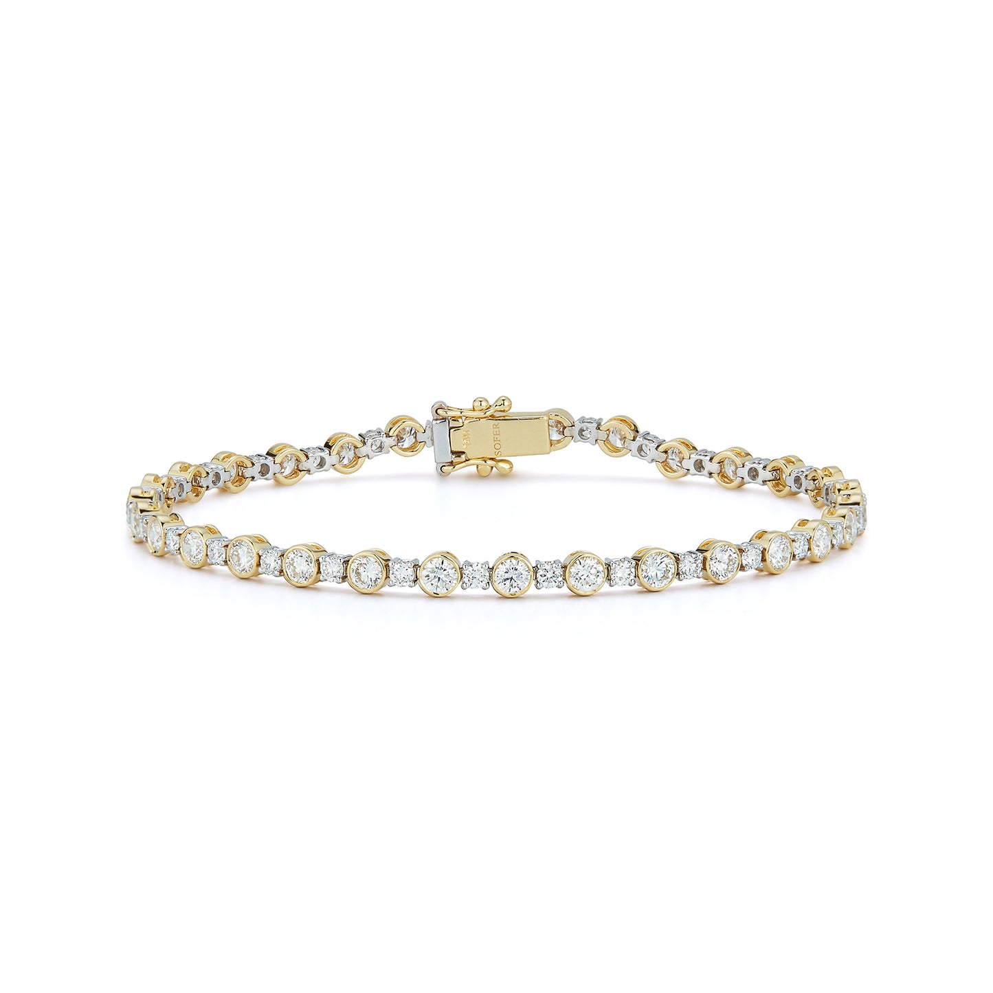 Alternating Size Diamond Bezel and 4 Prong Bracelet