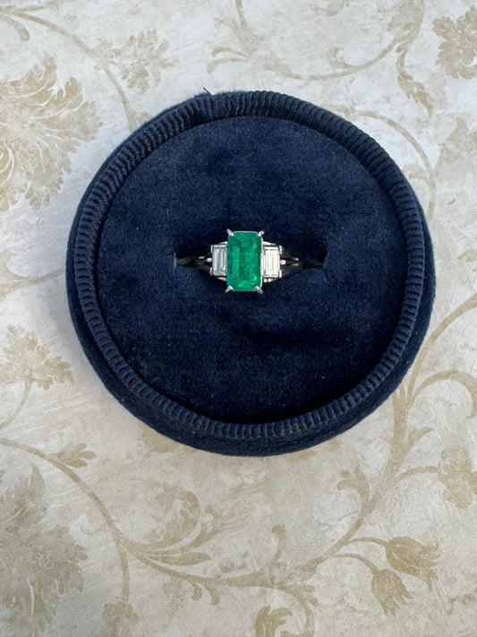Emerald Diamond 3 stone Ring
